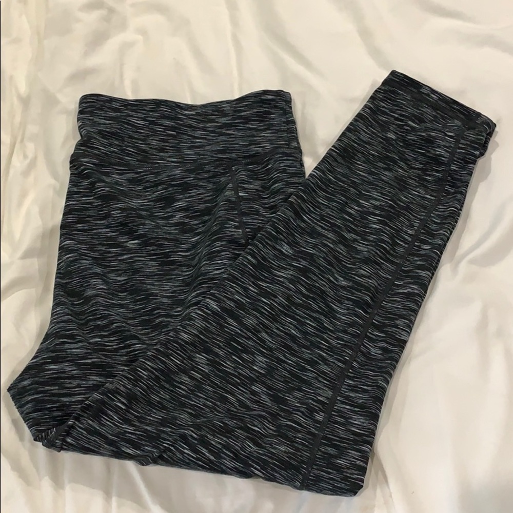 XXL BL & WH Propel Leggings W/ 2 Deep Pockets